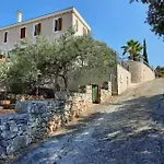 Vila Elena Sevid