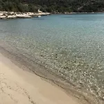 Vila Elena *