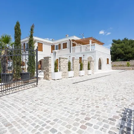 Villa Elena *